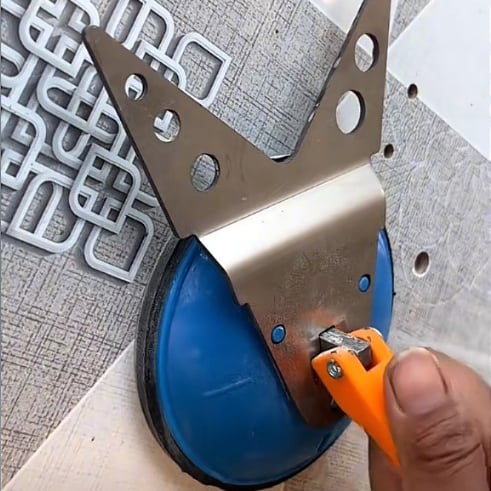 Tile Drilling Suction Cup Locator