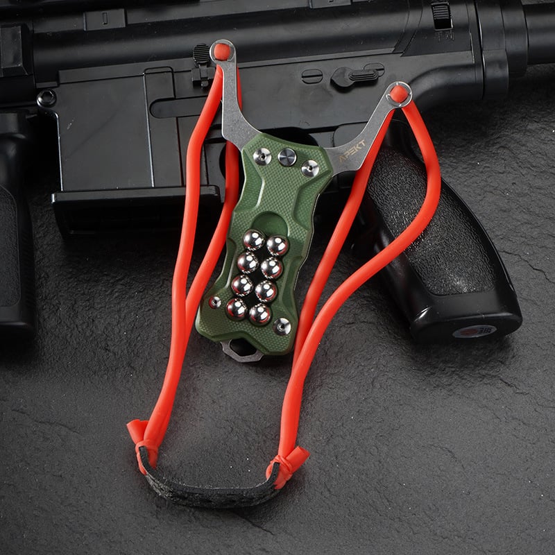 Practicality Folding Knife with Slingshot