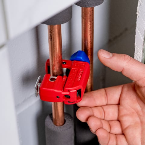 Compact Pipe Cutting Machine