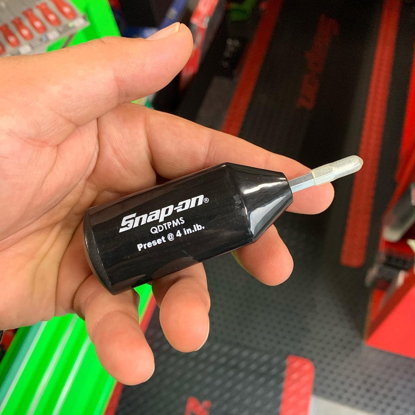 Valve Core Torque Tool